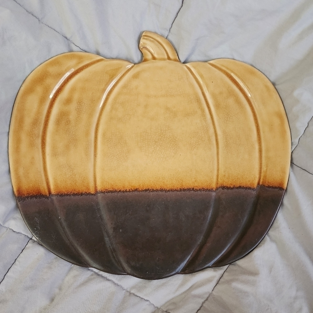 SE Ceramics Pumpkin Serving Platter Halloween Fall Autumn Decor Colorblock EUC